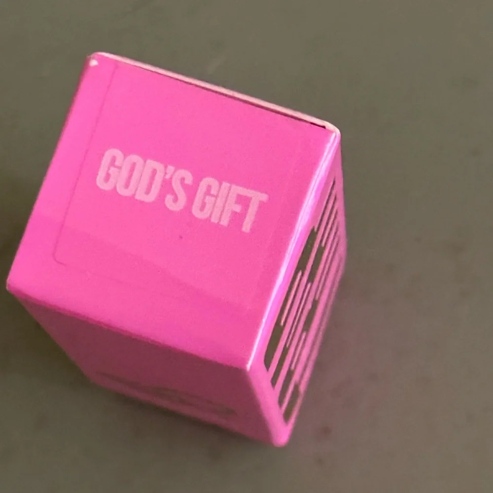 Jeffree Star Pink Lipstick Box - Gods Gift